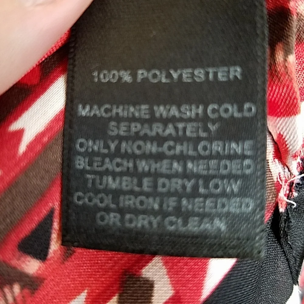 White House Black Market Red and Black Sleeveless Top - Picture 4 of 6